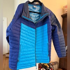 Columbia Two-Tone Blue Puffer Jacket